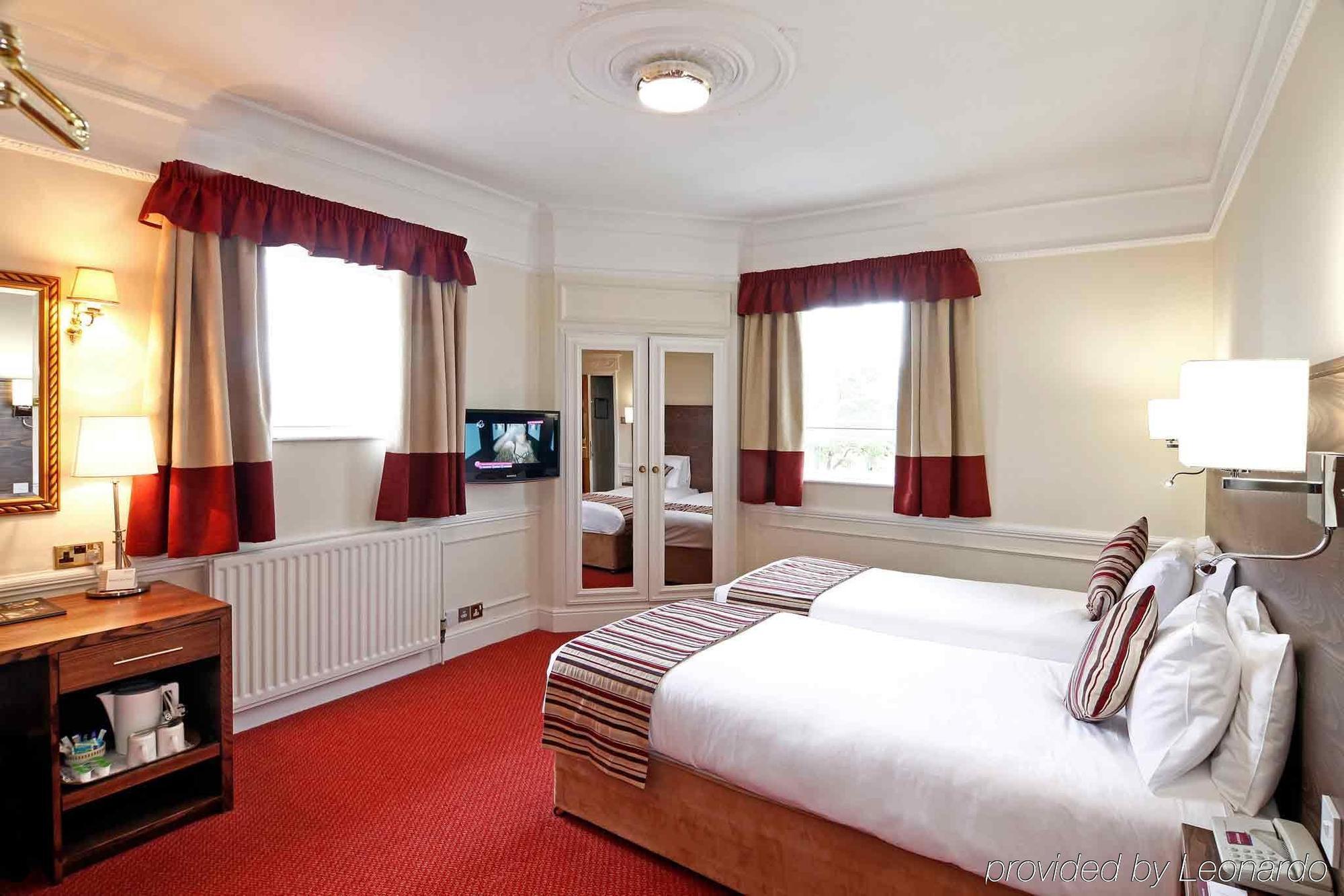 Wolverhampton Goldthorn Hotel Room photo